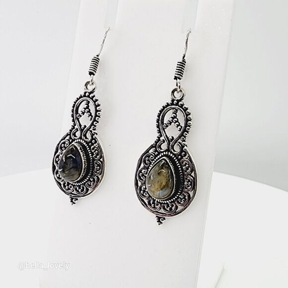 Labradorite Handmade Drop Dangle Earrings Jewelry 1.8" - Picture 5 of 6